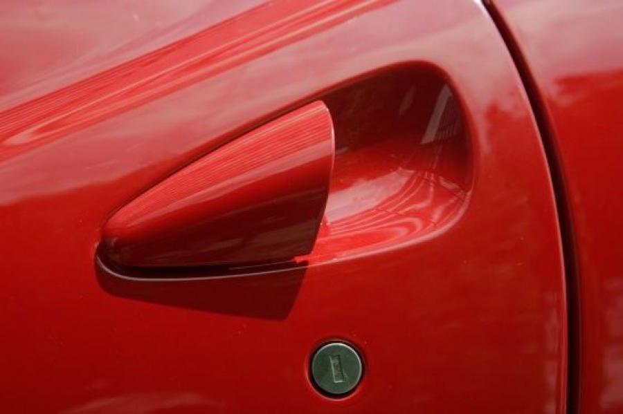 Детали экстерьера Ferrari California 2008 года  (фото 155 из 225)